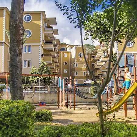 Kleopatra Aydin 3* Alanya