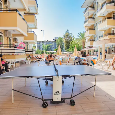 Kleopatra Aydin 3* Alanya