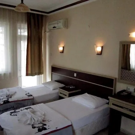 Kleopatra Aydin 3* Alanya