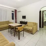 Kleopatra Aydin Αλάνια